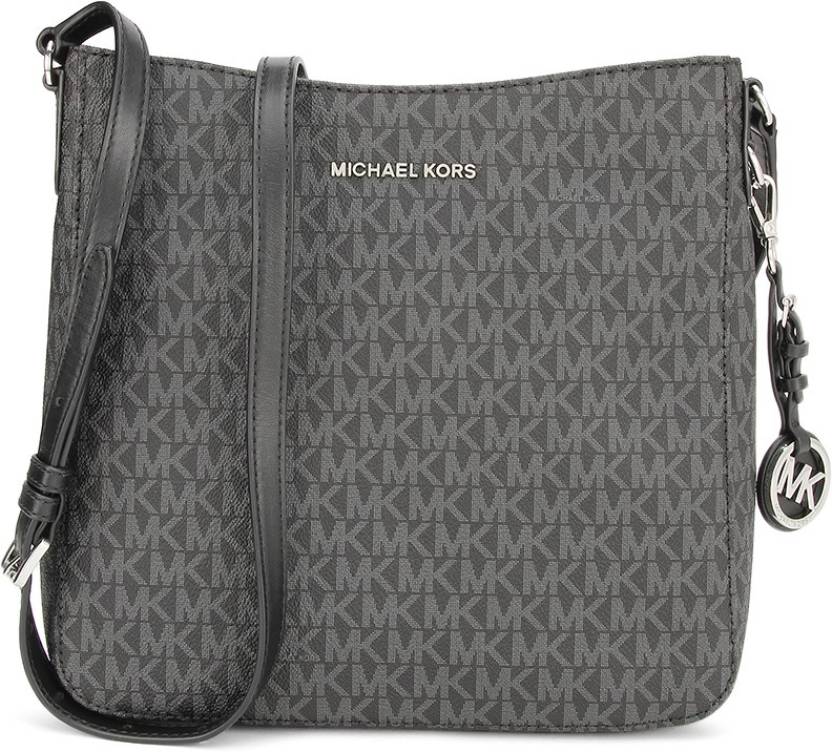 Buy MICHAEL KORS Women Black Shoulder Bag 001 BLACK Online @ Best Price in  India 