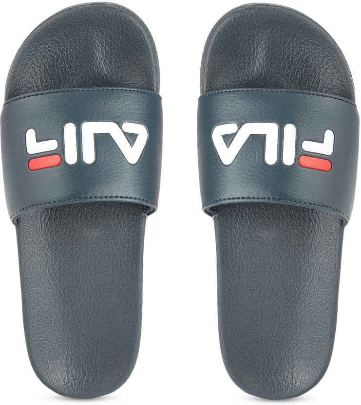 fila chappals