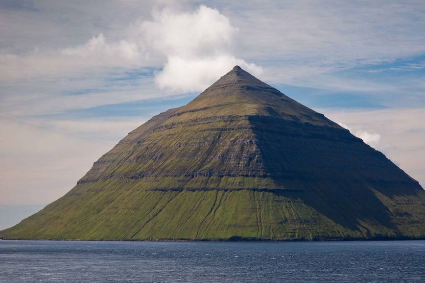 azohp5824 mountain pyramid nature