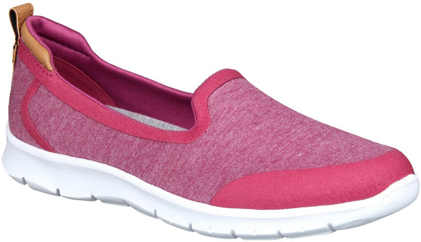 clark walking shoes womens