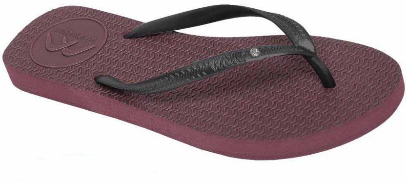 Boomerangz Slim Fit Women S Burgundy Flip Flop Additional