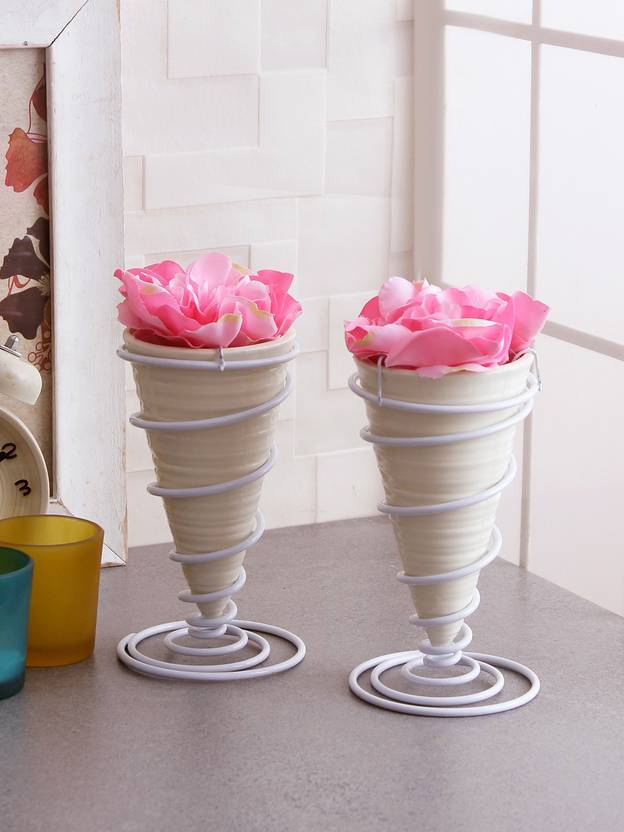 Fourwalls Cone Shaped Designer Ceramic Vase In A Wrought Iron