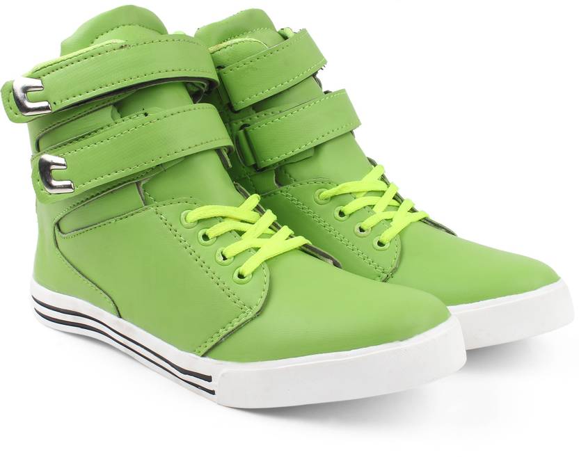 green shoes flipkart