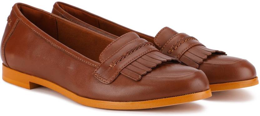 Roble Oblongo académico CLARKS Andora Crush Tan Leather Casuals For Women - Buy Tan Color CLARKS  Andora Crush Tan Leather Casuals For Women Online at Best Price - Shop  Online for Footwears in India | Flipkart.com