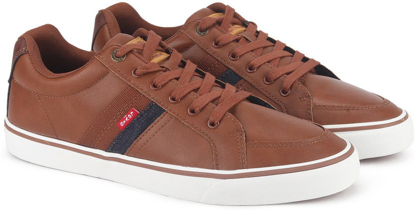 LEVI'S TURNER Sneakers For Men - Buy 