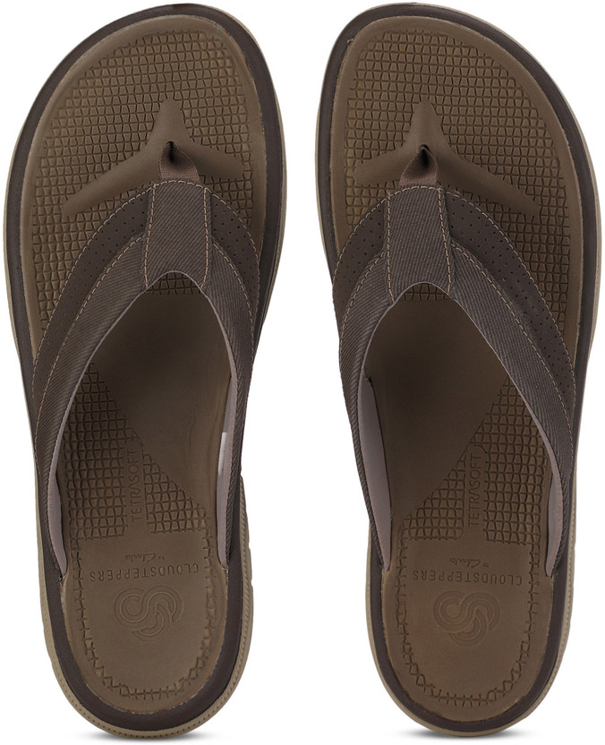 clarks flip flops mens