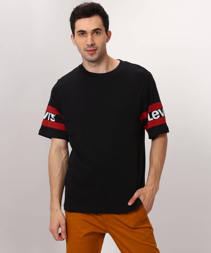 LEVI'S Solid Men Round Neck Black T-Shirt - Buy Black LEVI'S Solid Men  Round Neck Black T-Shirt Online at Best Prices in India 