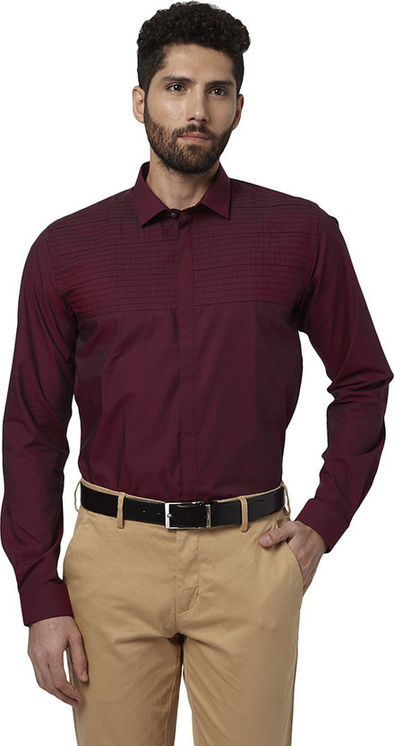 khaki pants burgundy shirt