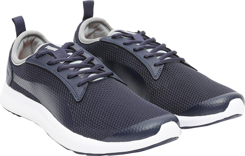 PUMA Breakout v2 Walking Shoes For Men 
