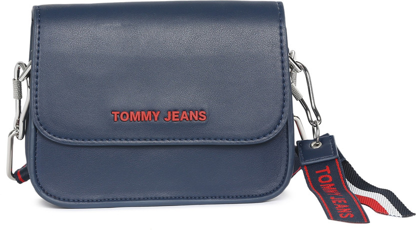 Tommy jeans boxy crossover Clearance