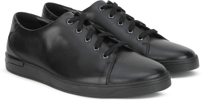 CLARKS Stanway Lace Black Leather 