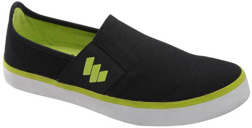 WALKAROO Canvas Shoes For Men - Buy 