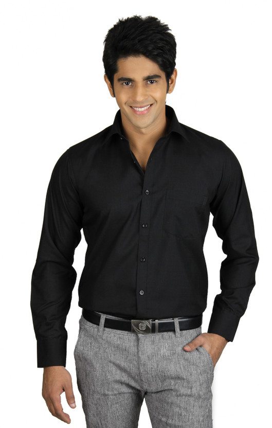 z black shirt