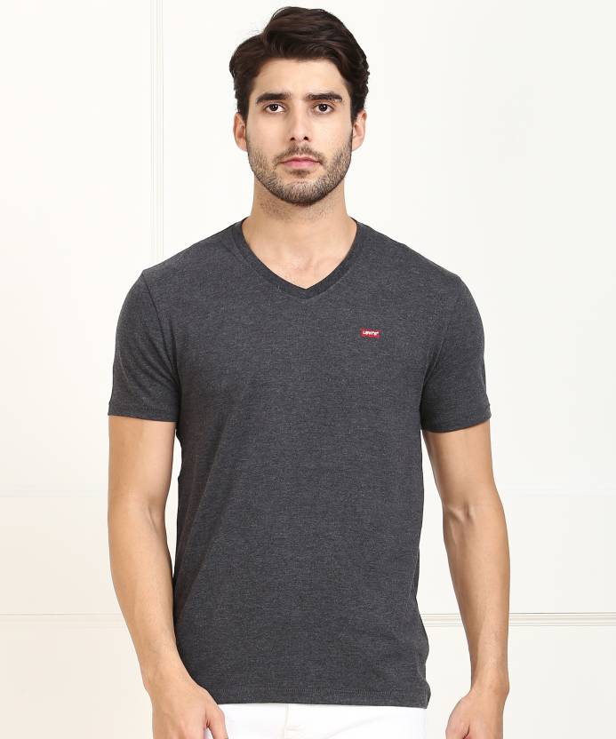 LEVI'S Solid Men V Neck Grey T-Shirt - Buy LEVI'S Solid Men V Neck Grey T- Shirt Online at Best Prices in India 