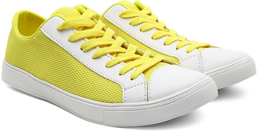 Benetton Sneakers For Men 