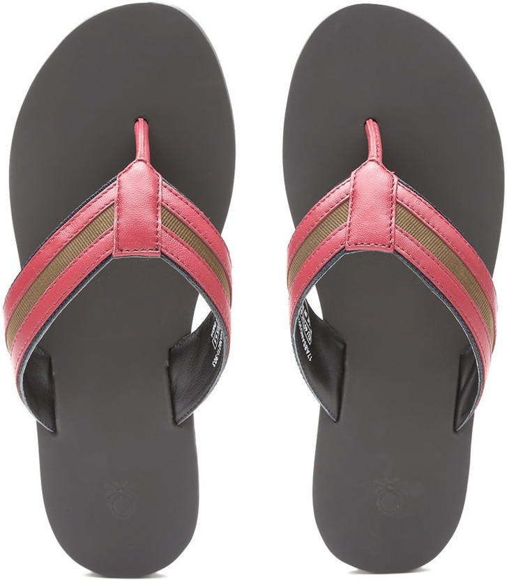 united colors of benetton flip flops online