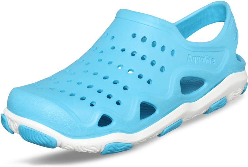 Aqualite crocs clearance