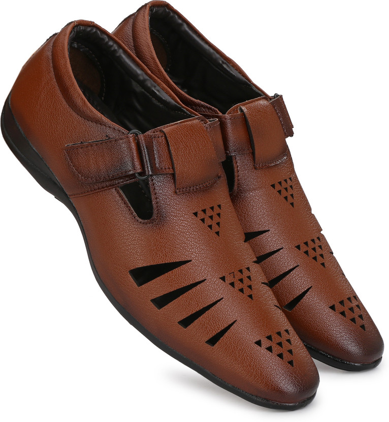 Layasa Men Tan Sandals - Buy Layasa Men 