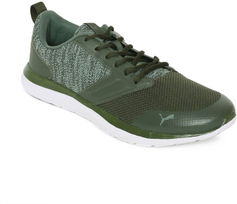 all black huaraches foot locker