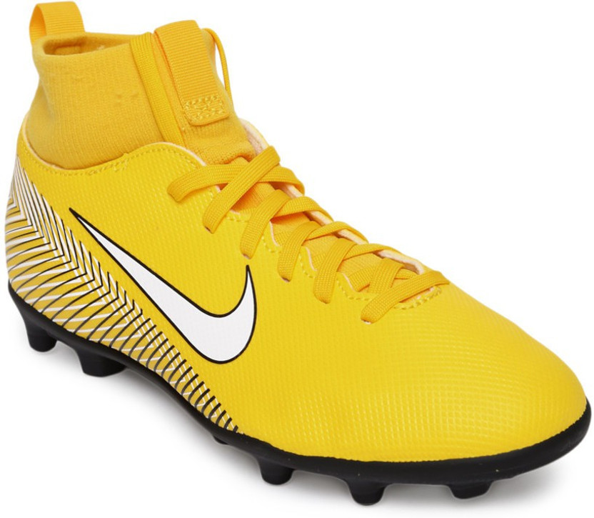 Nike football boots flipkart clearance