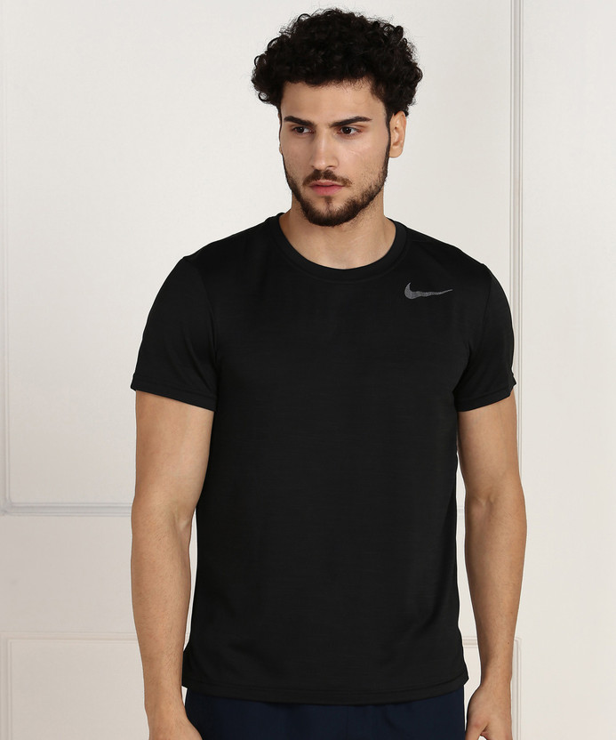 Nike black t shirt price clearance