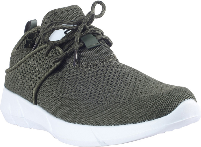Pro Dress Sneakers Sneakers For Men 