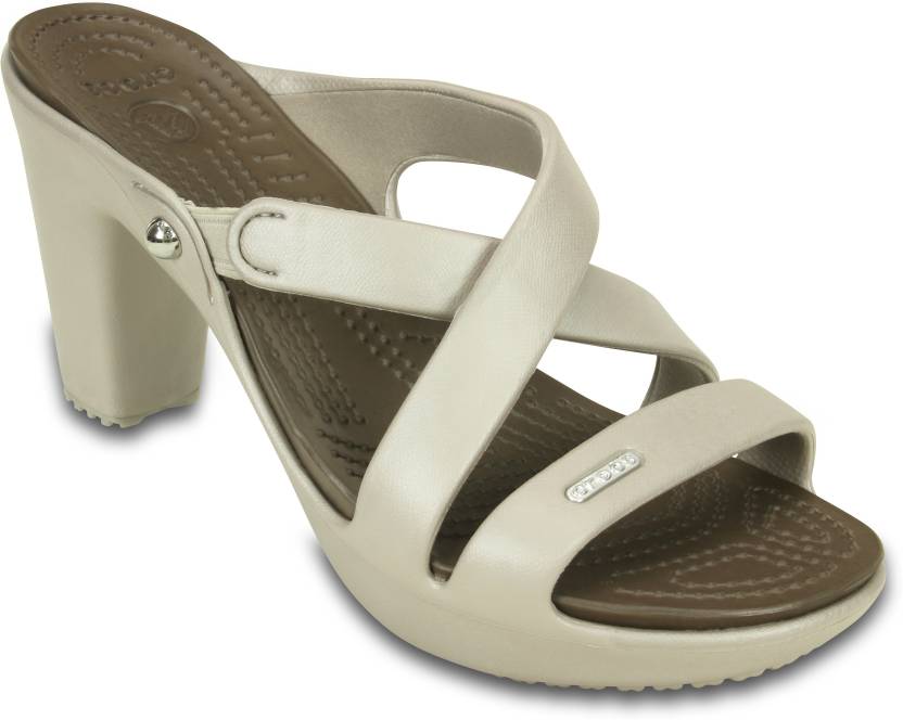 CROCS Cyprus Iv Heel W Women Grey Heels - Buy CROCS Cyprus Iv Heel W Women  Grey Heels Online at Best Price - Shop Online for Footwears in India |  