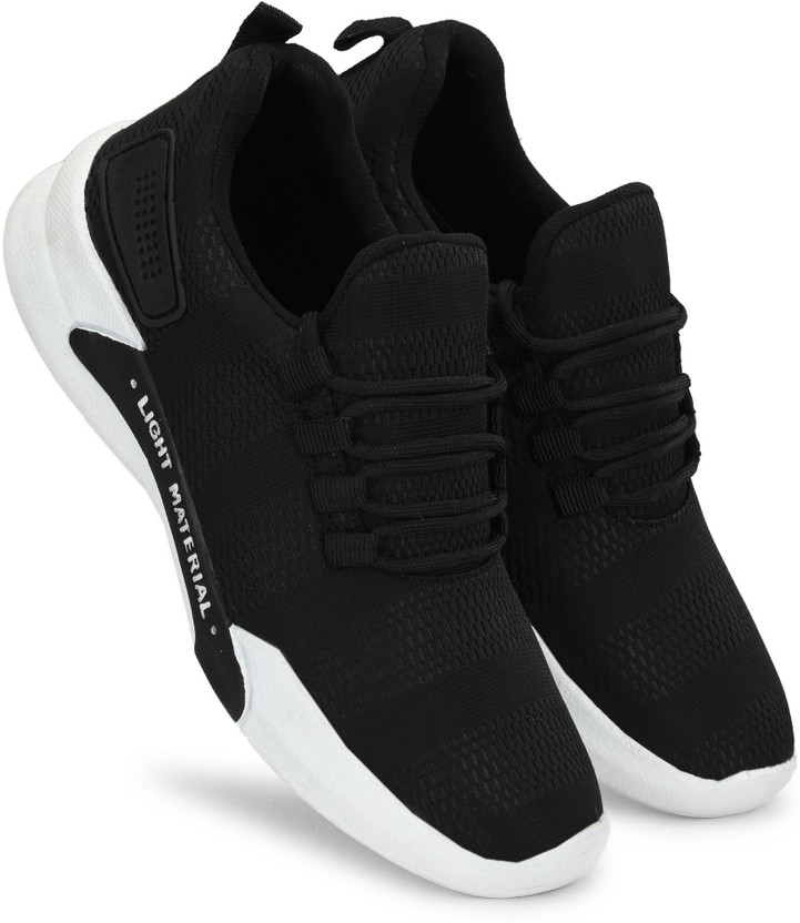 AWM Stylish Mens Black Colour Sports 