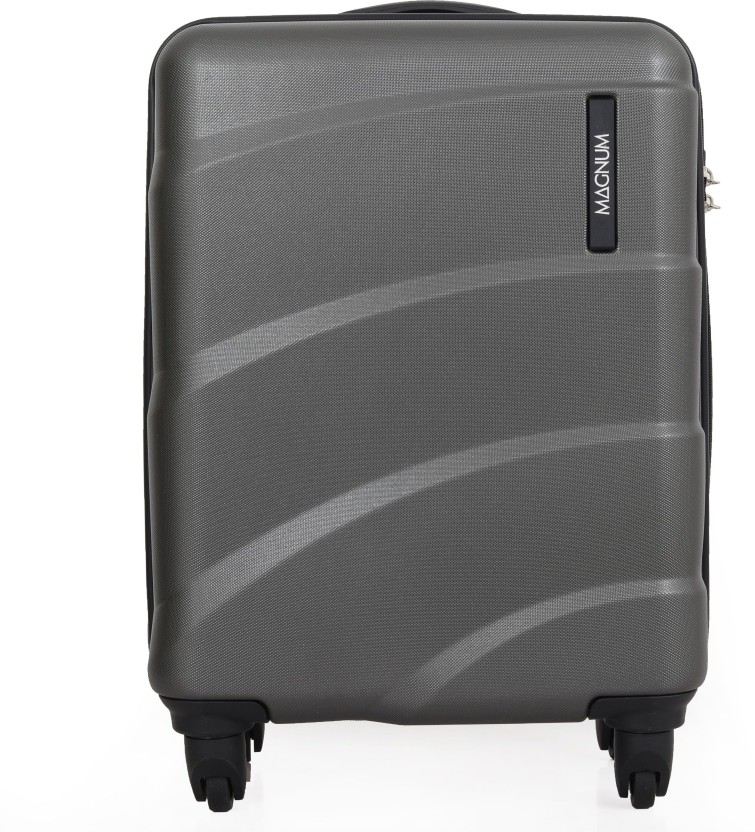 safari magnum trolley bags