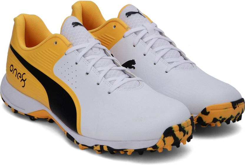 PUMA 19 FH Rubber one8 Cricket Shoes 