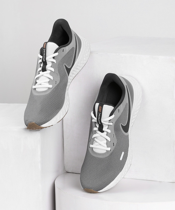 NIKE Revolution 5 Running Shoes For Men 