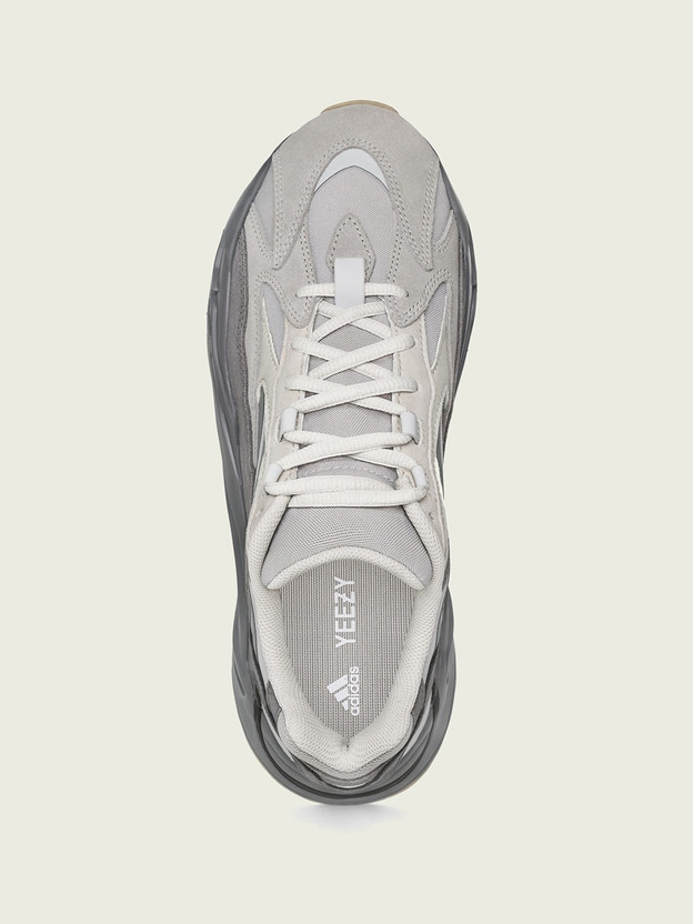 Originals Men Grey YEEZY Boost 700 V2 