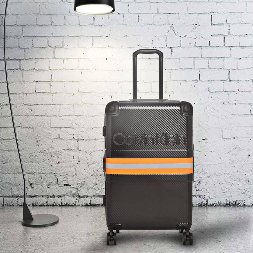 Calvin Klein Marshall Expandable Checkin Suitcase 24 inch Black