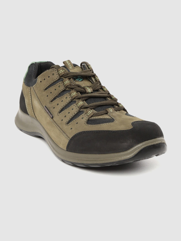 Buy WOODLAND Men Olive Green Black 