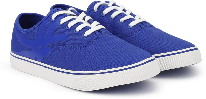 Benetton Canvas Shoes For Men 