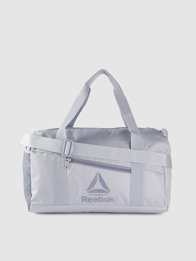 REEBOK TE S Grip Training Duffel Bag Duffel Without Wheels Grey - Price in  India | Flipkart.com