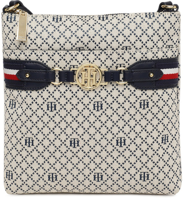 flipkart tommy hilfiger bags