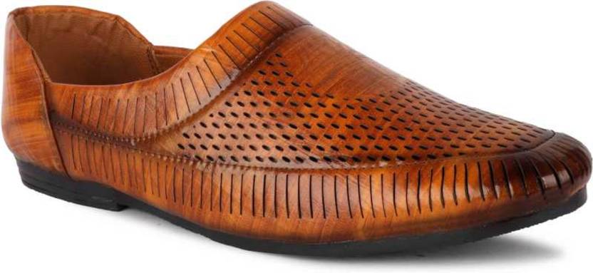 Blide Stylish New Look Mojaris Patani Juti Nagras Mojaris For Men - Buy  Blide Stylish New Look Mojaris Patani Juti Nagras Mojaris For Men Online at  Best Price - Shop Online for