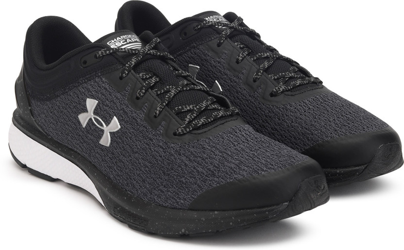 UNDER ARMOUR UA Charged Escape 3 