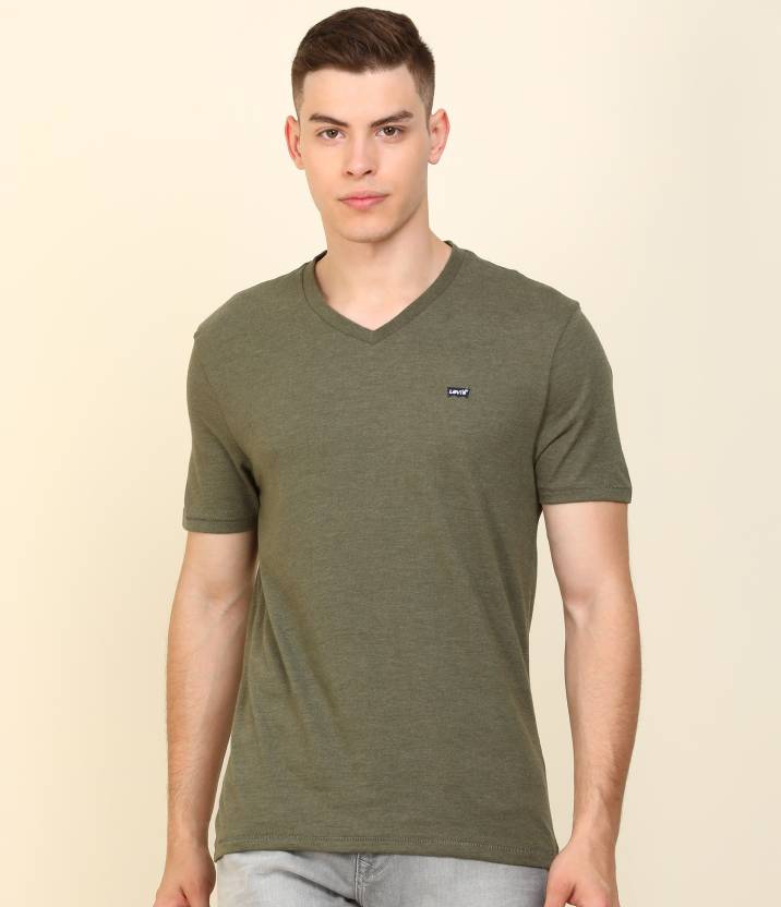 LEVI'S Solid Men V Neck Green T-Shirt - Buy LEVI'S Solid Men V Neck Green T- Shirt Online at Best Prices in India 