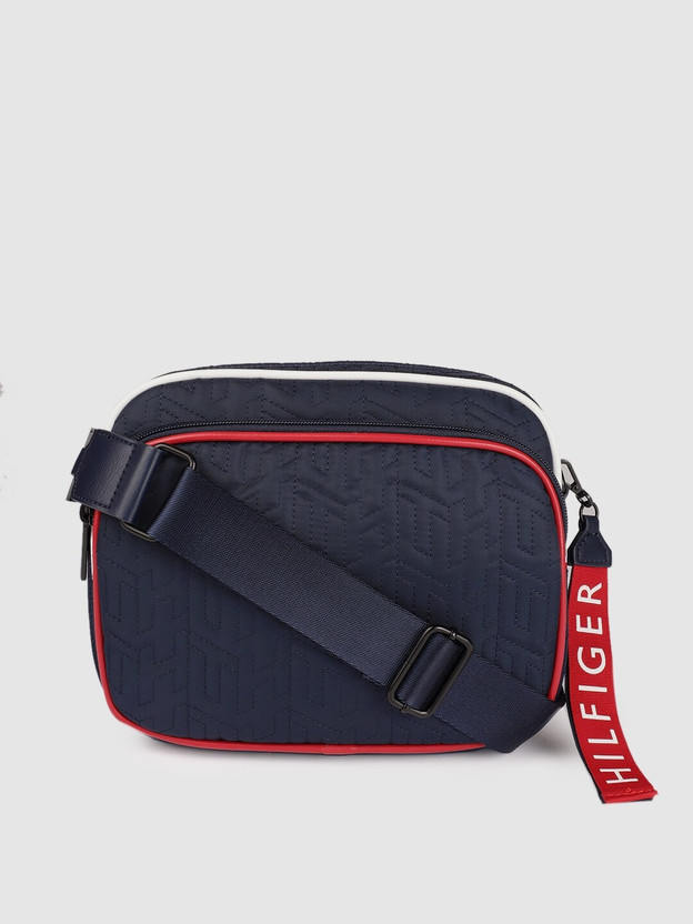 flipkart tommy hilfiger bags