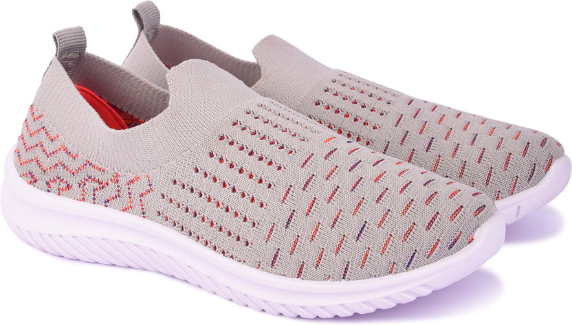 lancer walking shoes for ladies