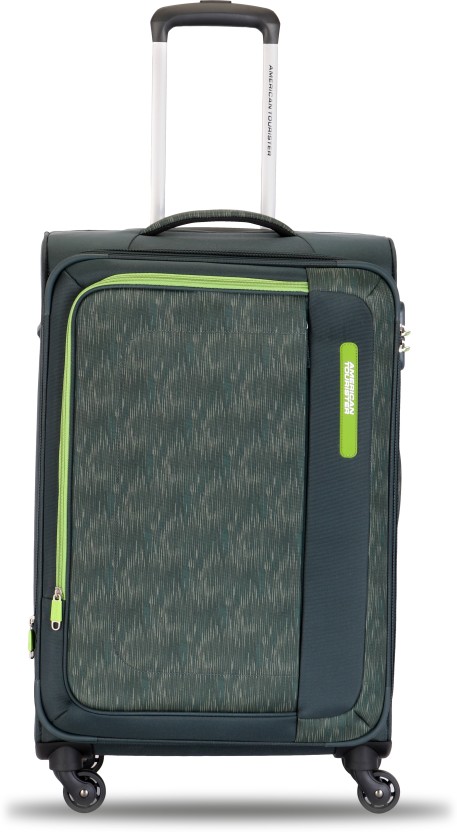 68 cm suitcase