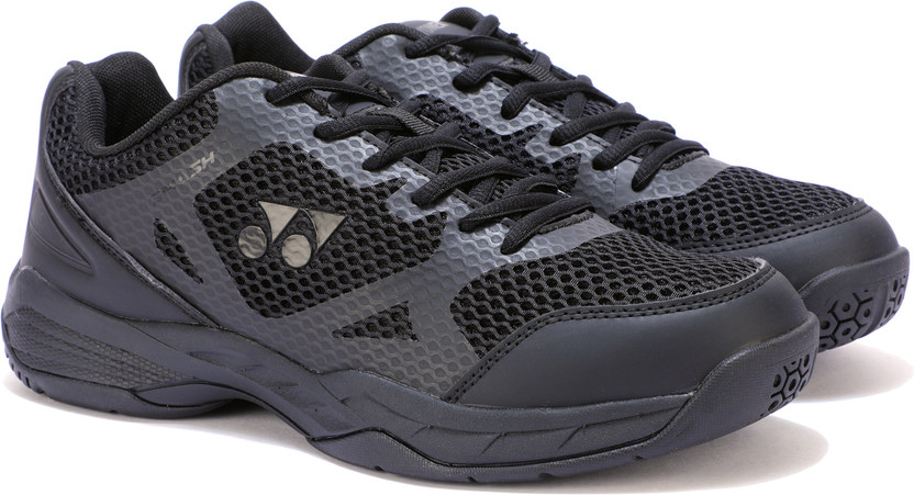 Smash badminton shoes yonex