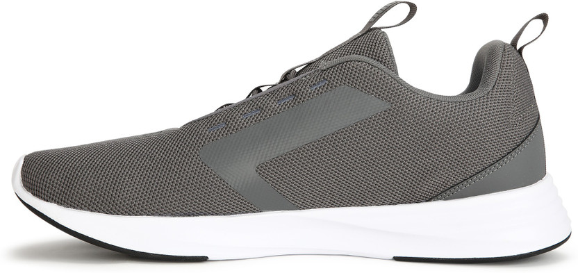 puma extractor running shoes