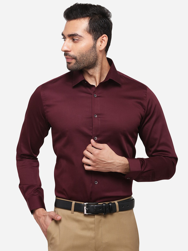 Maroon shirt and khaki pants clearance