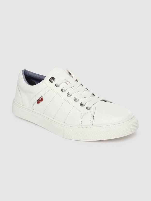 levis sneakers flipkart