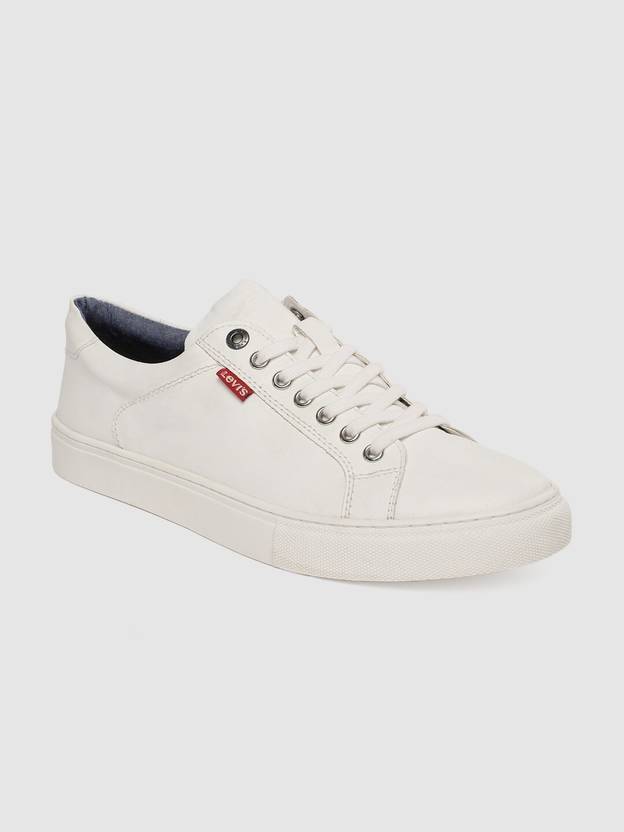 levis sneakers flipkart