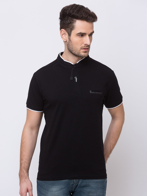 black t shirt without collar
