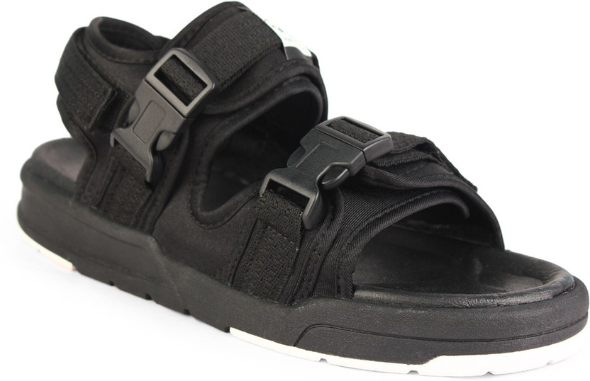 Vento chappals Clearance